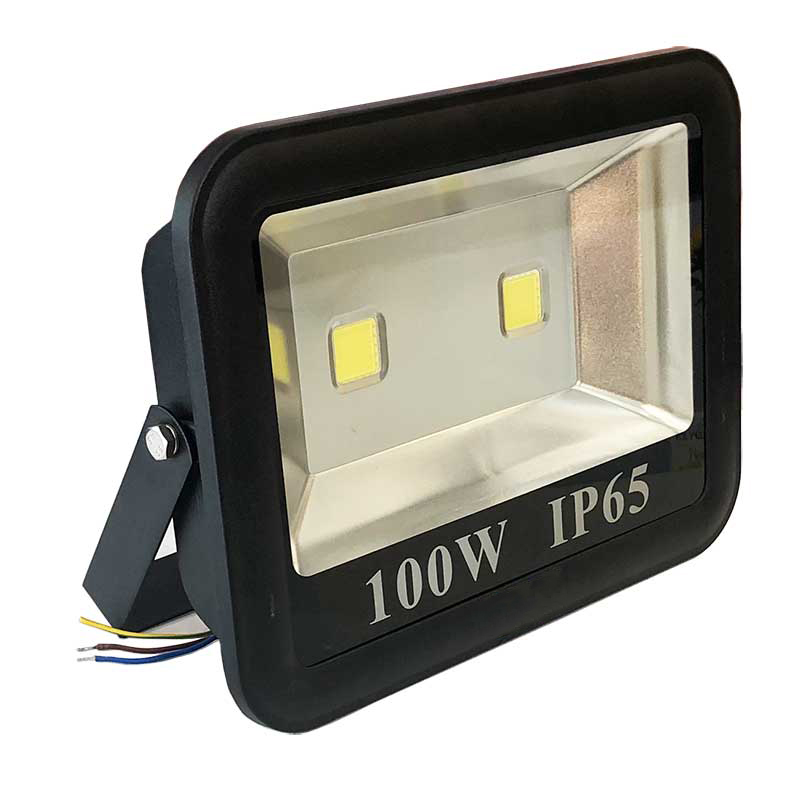 den pha led ngoai troi 100w tron choa rong hkled aa