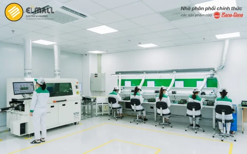 khu vực dây chuyển sản xuất